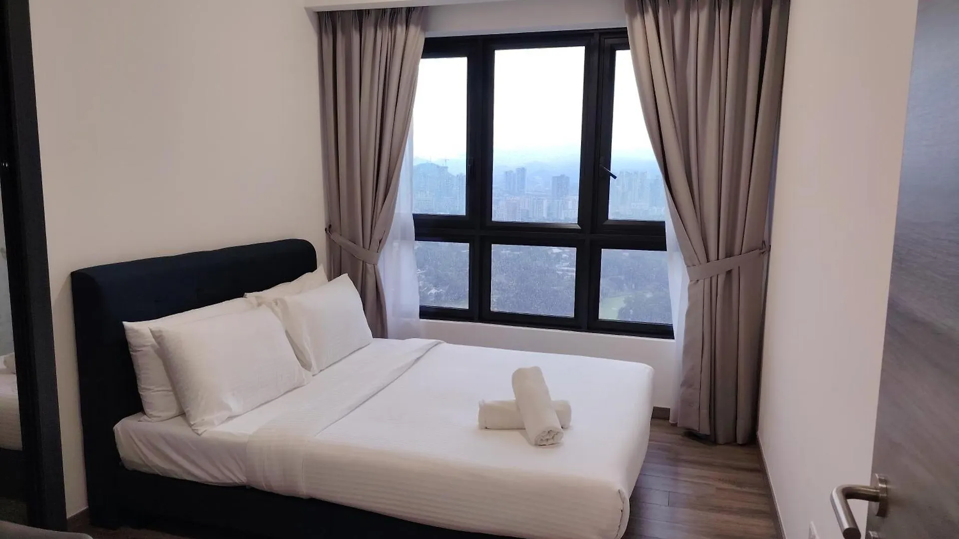Agile Ritz Garden By Trx Apartment Kuala Lumpur 0*,