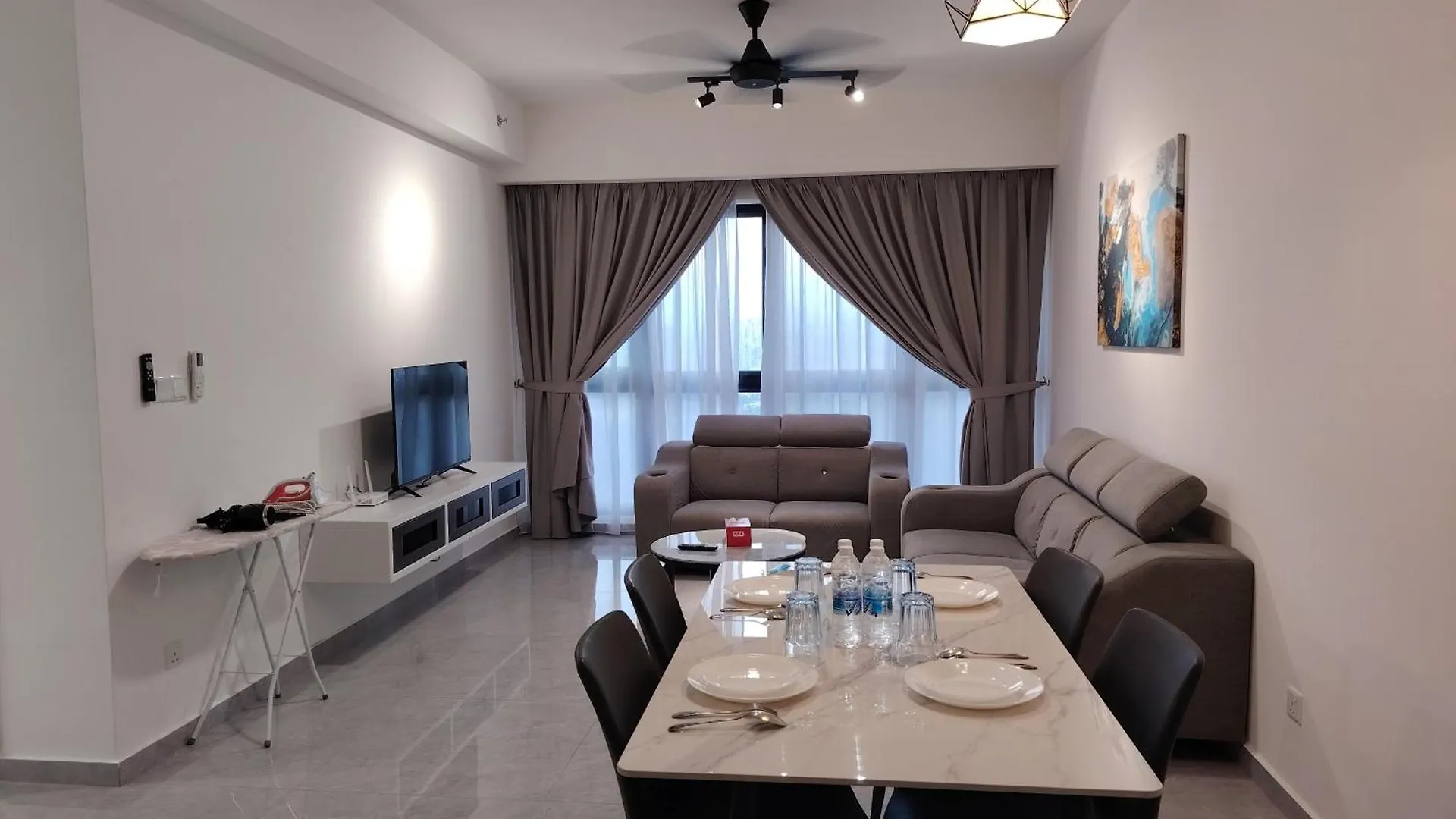 Agile Ritz Garden By Trx Apartman Kuala Lumpur